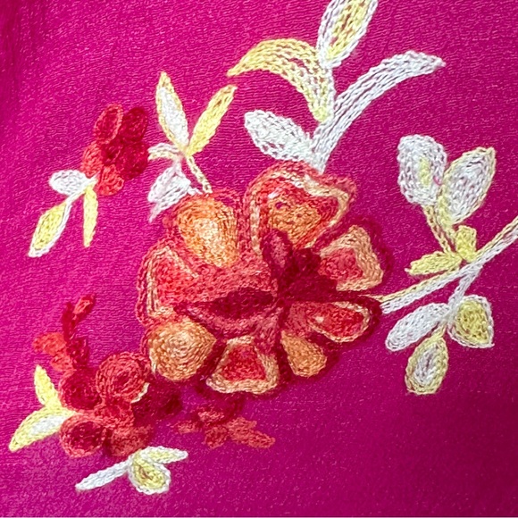 Fig & Flower Floral Embroidered Blouse Tunic L Fuchsia Pink Button Down - Picture 4 of 13